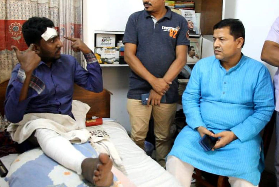 ‘সড়কে ভোগান্তি দিন দিন বাড়ছে’