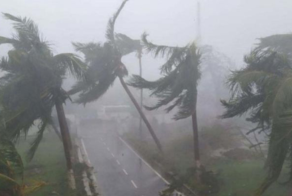 দেশের ৮ অঞ্চলে ৬০ কিলোমিটার বেগে ঝড়ের আভাস