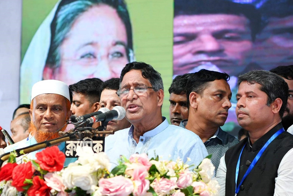 আওয়ামী লীগ সরকারকে ধাক্কা দিয়ে সরাতে পারবে না বিএনপি  : কৃষিমন্ত্রী 

