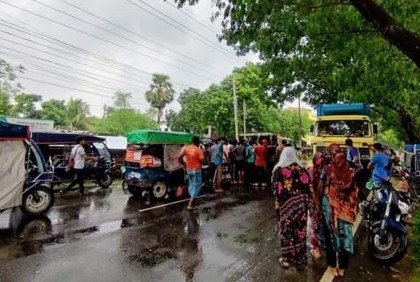 দুই মোটরসাইকেলের সংঘর্ষে নিহত ২