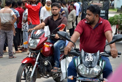 বগুড়ায় আশঙ্কাজনক হারে বাড়ছে মোটরসাইকেল দুর্ঘটনা 