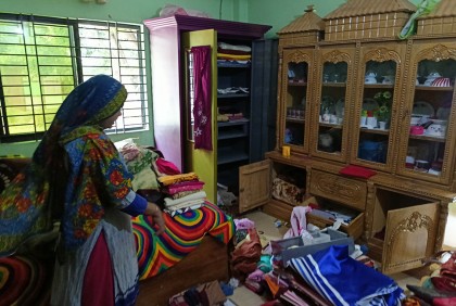 কুমিল্লায় দুই রাতে তিন বাড়িতে ডাকাতি