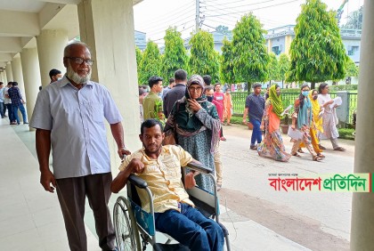 উজ্জ্বলের উচ্চ শিক্ষার ভর্তি যুদ্ধ অব্যাহত