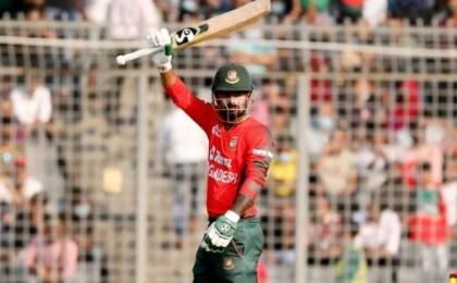 বাংলাদেশ হারলেও মাইফলফলক স্পর্শ লিটন দাসের