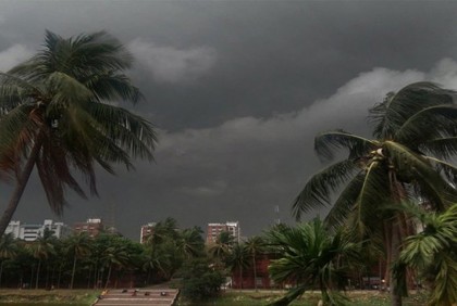দেশের ১৫ জেলায় ৬০ কিলোমিটার বেগে ঝড়বৃষ্টির আভাস