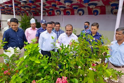 দিনাজপুরে বৃক্ষরোপণ অভিযান ও বৃক্ষমেলার উদ্বোধন