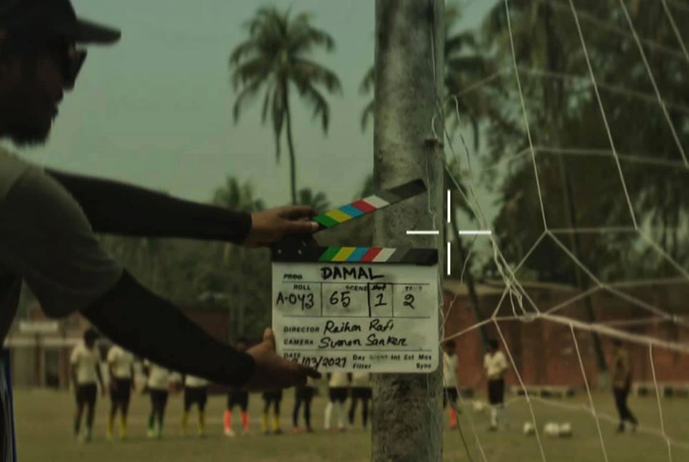 সেন্সরের টেবিলে ‘দামাল’