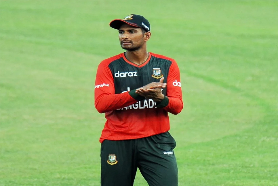 টি-২০ দলে হঠাৎ মাহমুদউল্লাহ

