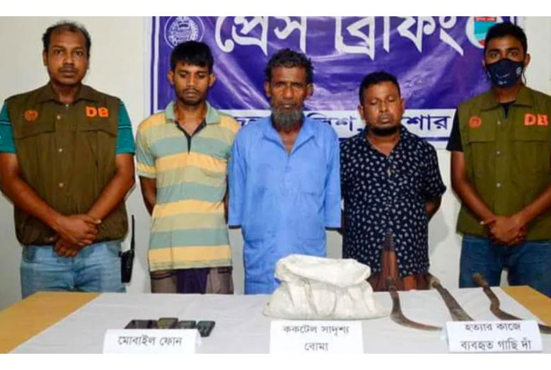 বেনাপোলে বাবলু হত্যা মামলার আরও ৩ আসামি গ্রেফতার 