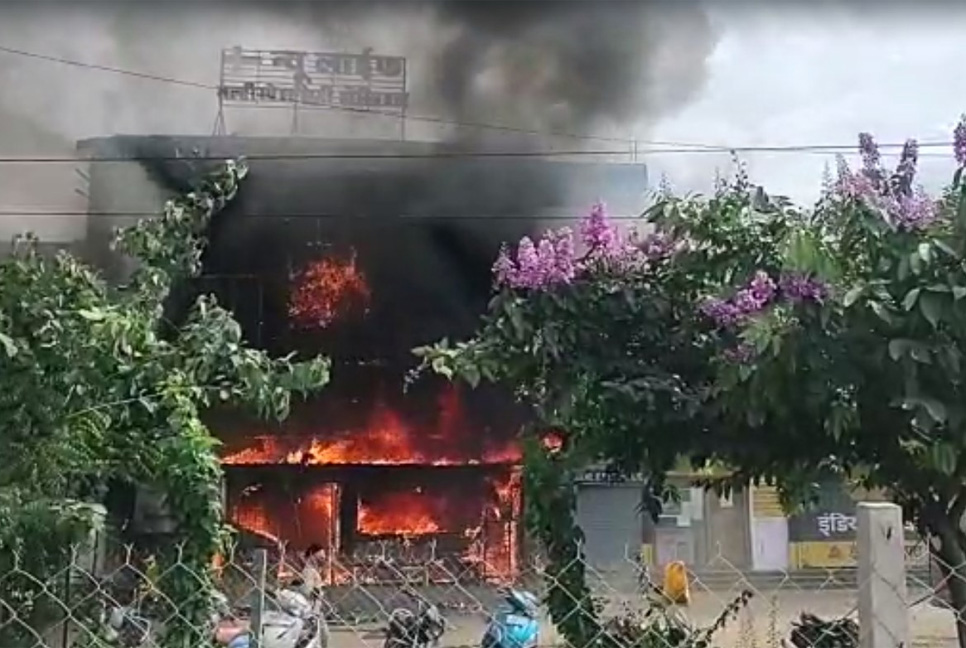 ভারতের মধ্যপ্রদেশে হাসপাতালে আগুন, নিহত ৮

