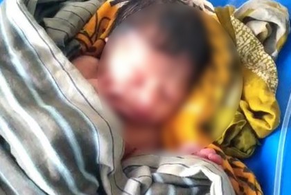 ময়লার ড্রেন থেকে জীবিত নবজাতক উদ্ধার