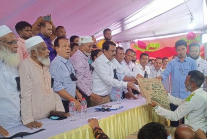ছাতকে বন্যায় ক্ষতিগ্রস্ত ৫০০ কৃষককে আমন ধানের বীজ বিতরণ 