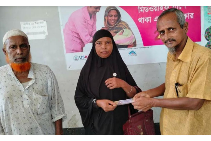 ফুলপুরে ১০ বীরাঙ্গনাকে অনুদান 