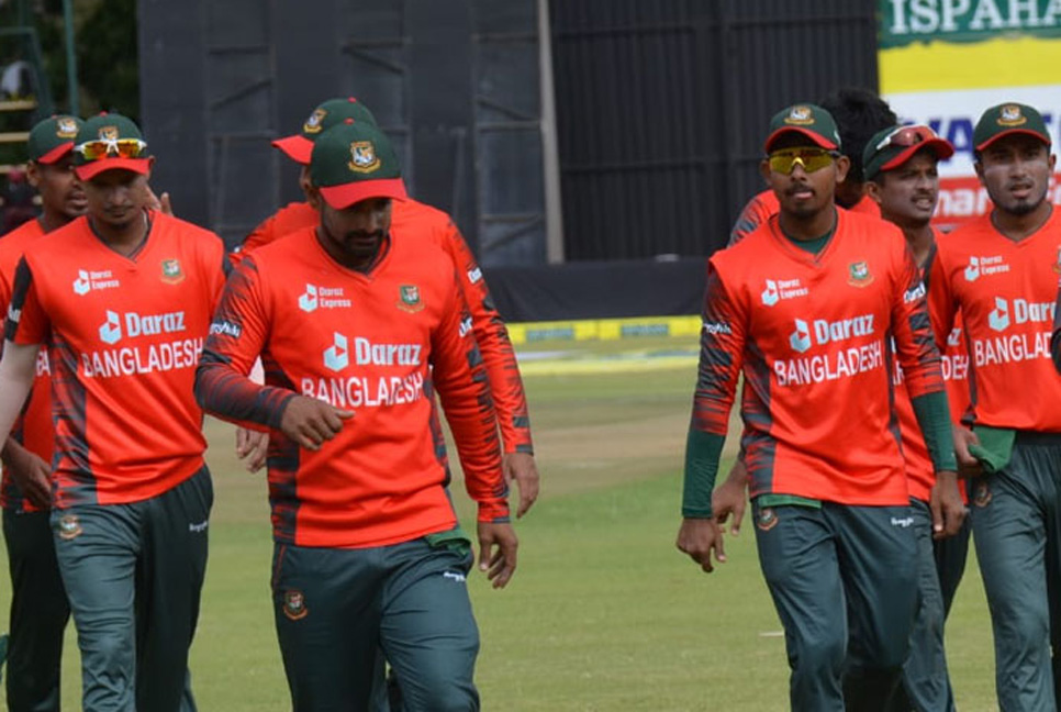 একটা ওভার বদলে দিলো খেলা: মোসাদ্দেক