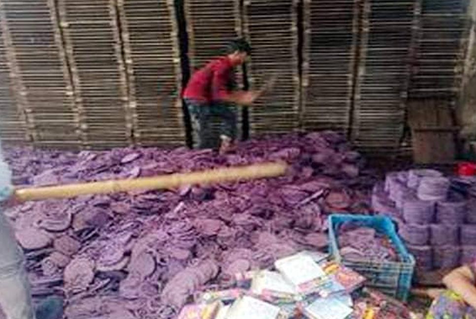 ডেমরায় নকল মশার কয়েল তৈরির দায়ে দেড় লাখ টাকা জরিমানা