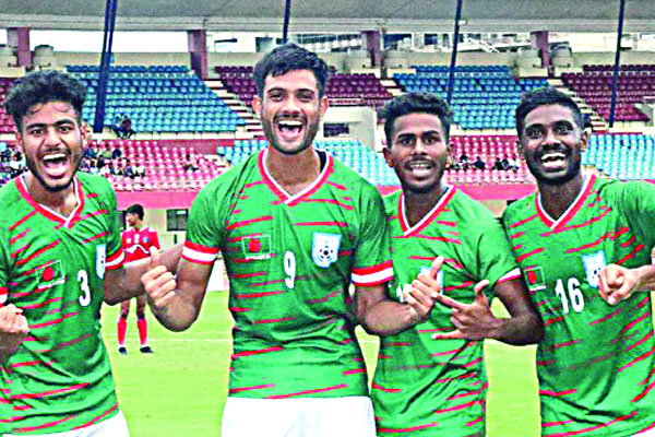 যুবাদের সামনে আবারও ভারত