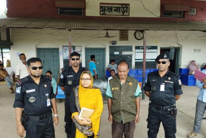 ট্রেনের টিকিট কালোবাজারি, একজনকে জরিমানা