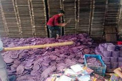 ডেমরায় নকল মশার কয়েল তৈরির দায়ে দেড় লাখ টাকা জরিমানা