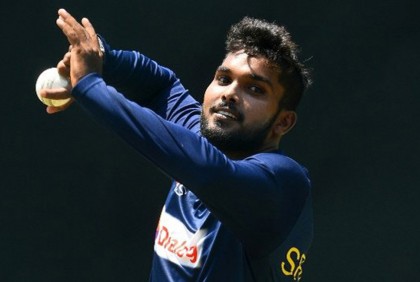 অনুমতি পেলেন না হাসারাঙ্গা, হারালেন সাড়ে ৪ কোটির চুক্তি