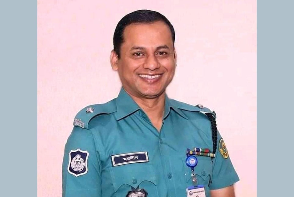 ‘ছিনতাই রোধে কঠোর অবস্থানে পুলিশ’
