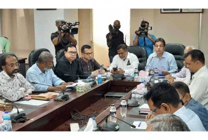 বাসের ভাড়া পুনর্নির্ধারণে বৈঠকে বিআরটিএ

