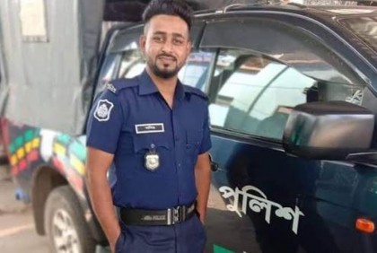 কালিয়াকৈরে সড়ক দুর্ঘটনায় পুলিশ সদস্য নিহত