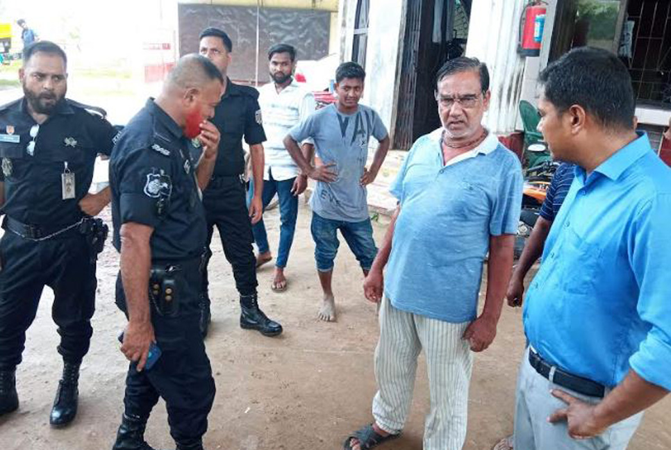 পরিমাপে কারচুপি: ২ পেট্রোল পাম্পকে জরিমানা