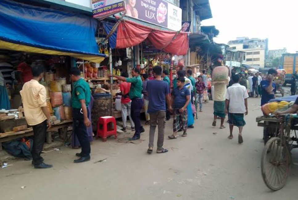 টঙ্গীতে অবৈধ স্থাপনা উচ্ছেদ