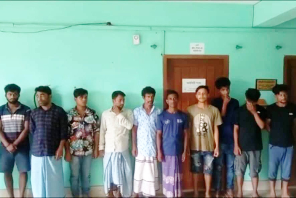 কক্সবাজারে কটেজ জোনে টর্চার সেলের সন্ধান, উদ্ধার ৪ আটক ১১

