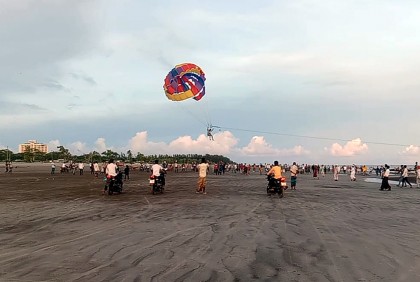 কুয়াকাটার আকাশে উড়বে প্যারাসুট