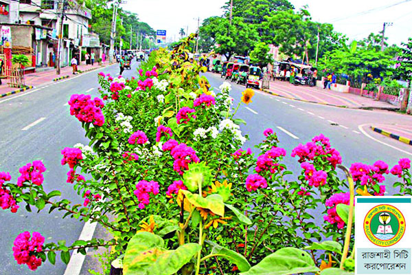 সবুজ নগরের মুগ্ধতায় বিদেশিরা