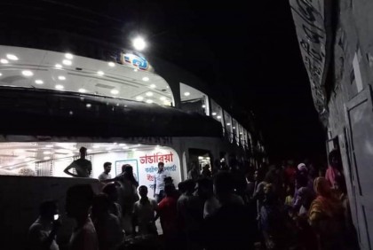 সন্ধ্যা নদীতে লঞ্চের ধাক্কায় বাল্কহেড ডুবি, নিখোঁজ ২