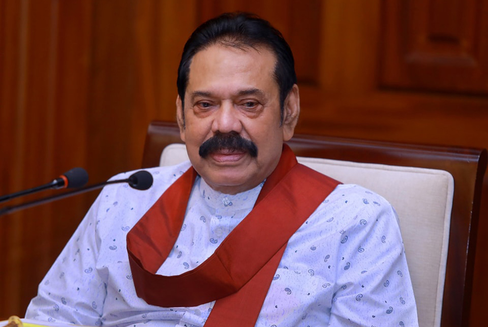 মাহিন্দা ও বাসিল রাজাপক্ষের দেশত্যাগে নিষেধাজ্ঞার মেয়াদ বাড়লো
