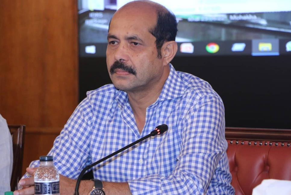 জনদুর্ভোগ বিবেচনায় নিয়ে উন্নয়ন কার্যক্রম চালাতে হবে: মেয়র আতিক