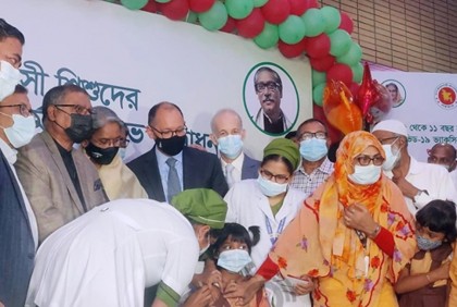 প্রথম ডোজ পেয়েছে ১২-১৮ বছর বয়সী ৯৮ শতাংশ শিক্ষার্থী, জানালেন শিক্ষামন্ত্রী