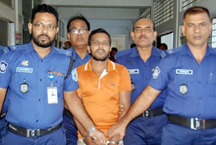 স্ত্রীকে হত্যার
দায়ে স্বামীর ফাঁসির আদেশ
