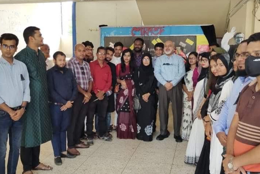 নোয়াখালী বিজ্ঞান ও প্রযুক্তি বিশ্ববিদ্যালয়ে “দেয়ালিকা শোকাশ্রু” উদ্বোধন