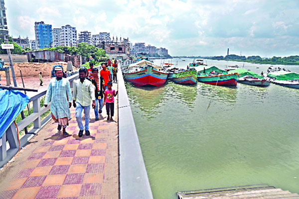 দখল দূষণের সেই তুরাগ ফিরছে দৃষ্টিনন্দন রূপে