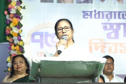 বাংলাকে দুর্বল করতে তৃণমূল নেতাদের গ্রেফতার করছে বিজেপি : অভিযোগ মমতার