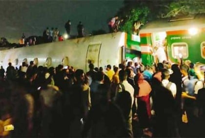 গাজীপুরে উল্টে গেছে দ্রুতযান এক্সপ্রেসের তিনটি বগি, বন্ধ ট্রেন চলাচল

