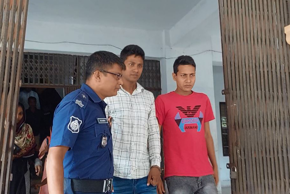 পাবনায় স্ত্রীকে গুলি করে হত্যার দায়ে স্বামীর মৃত্যুদণ্ড