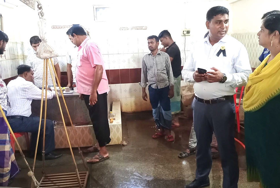 বাগেরহাটে ভ্রাম্যমাণ আদালতের অভিযানে জরিমানা