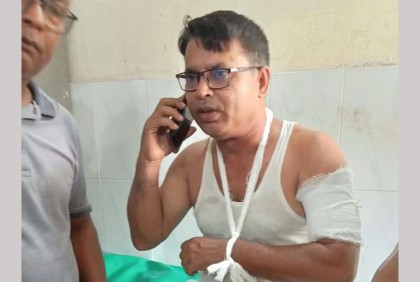 যুবদলের গাড়ি বহরে ছাত্রলীগের হামলা, আহত ৮