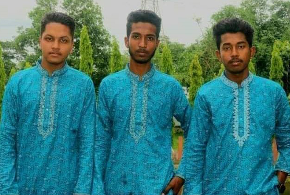 ‘জন্মদিন উদযাপন’ করতে যাওয়ার পথে প্রাণ গেল তিন বন্ধুর

