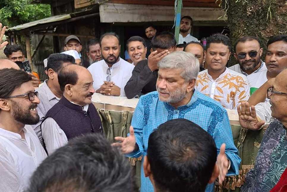 মোড়লদের লড়াইয়ে সমস্যায় পড়েছি আমরা : পরিকল্পনামন্ত্রী

