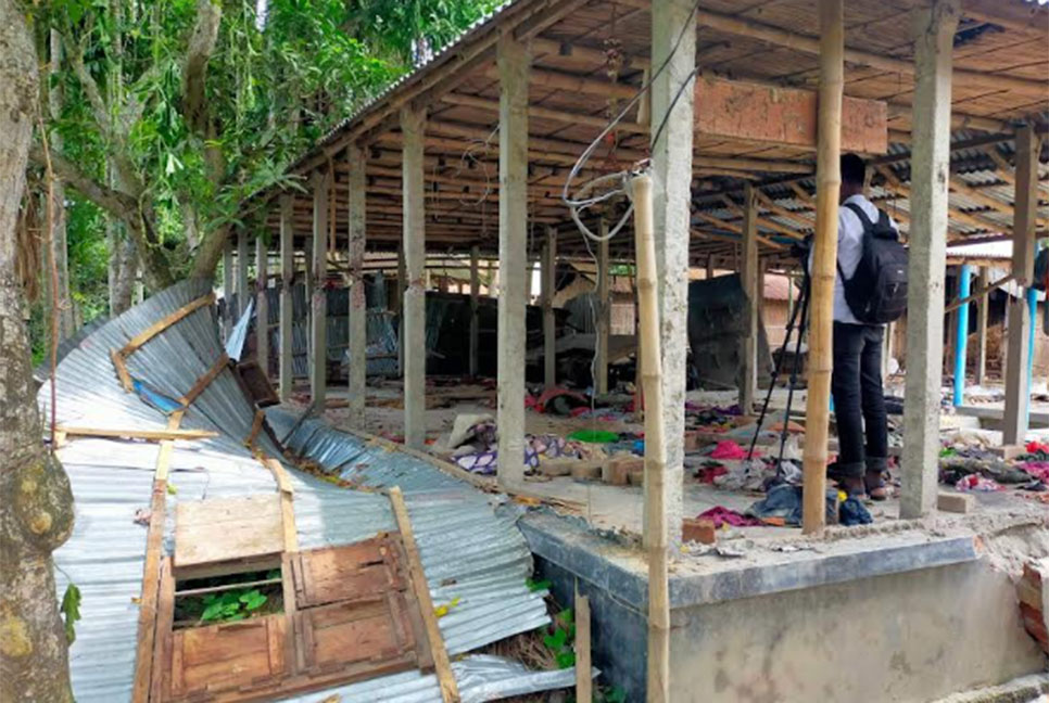 কুষ্টিয়ার গ্রামে আবারও দু’পক্ষের রক্তক্ষয়ী সংঘর্ষ, আহত ৪  