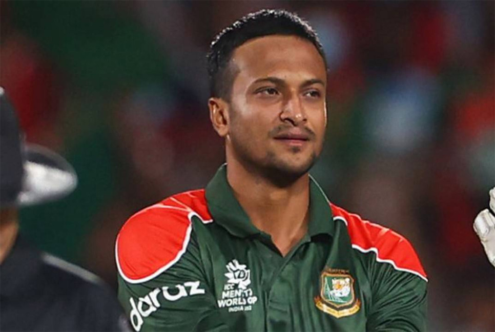 ‘দুয়েক দিনে বদলে ফেলব, এমন মনে করলে আমরা বোকার রাজ্যে বাস করছি’

