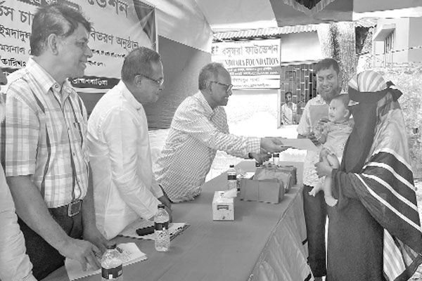 বসুন্ধরা ফাউন্ডেশনের সুদ ও সার্ভিস চার্জমুক্ত ঋণ বিতরণ
