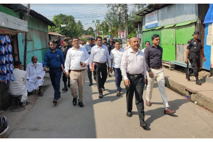 
বরিশাল রিফিউজি কলোনীর জমি 
অবৈধ দখলমুক্ত করার নির্দেশ 