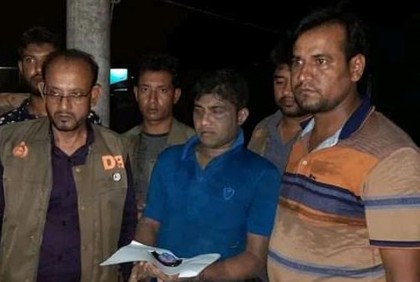 বরগুনায় ইয়াবাসহ মাদক ব্যবসায়ী আটক